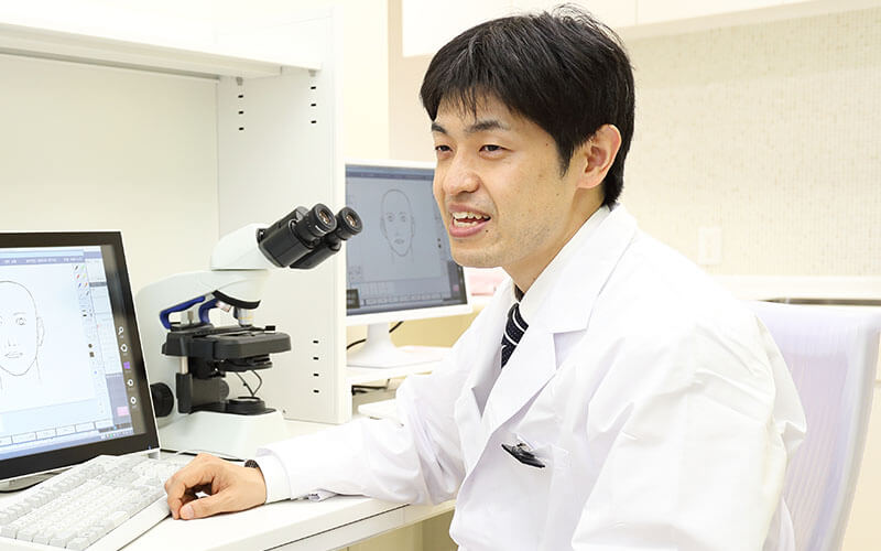 皮膚科医による診断＆看護師による施術